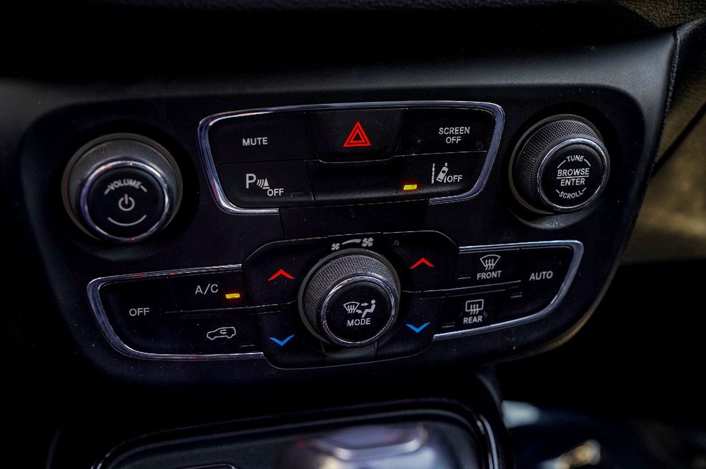 Used Car 2021 Jeep Compass  Limited For Sale Under $20,000 In Taylor, Texas