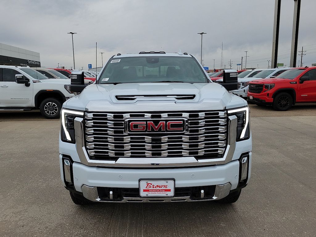 2026 GMC Sierra 2500HD Denali - 2