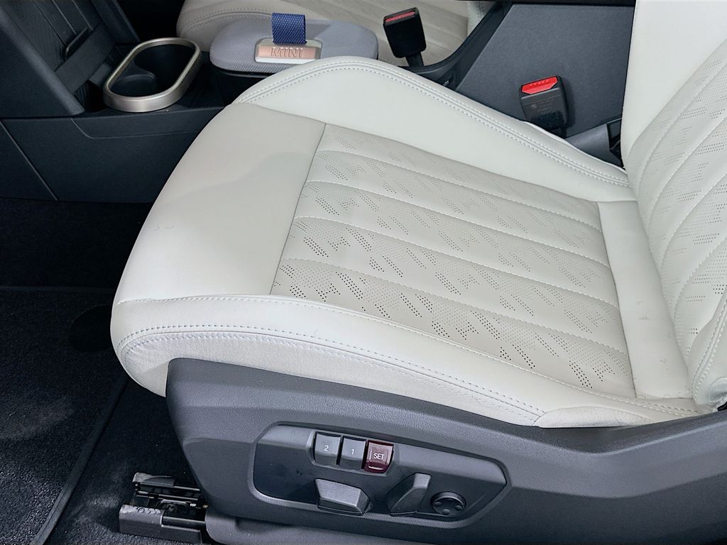 Thumbnail: 2025 MINI Cooper Convertible - 20