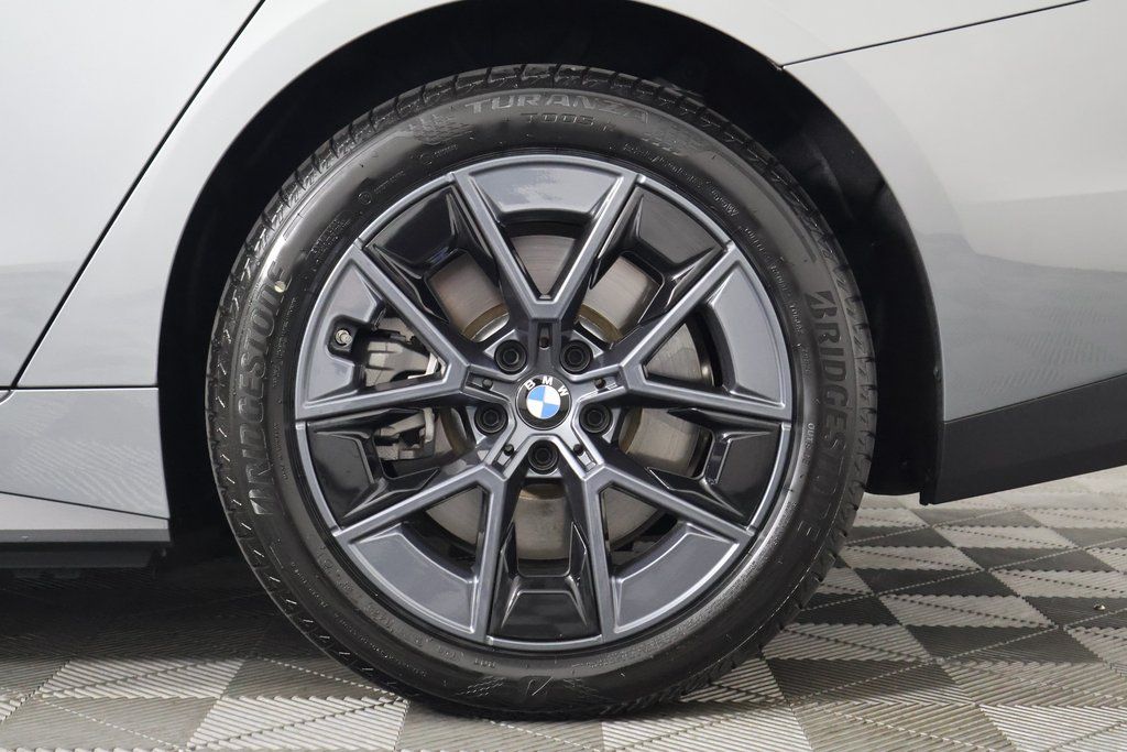 Thumbnail: 2025 BMW i4 - 16