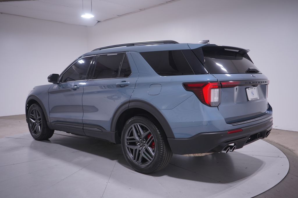 Thumbnail: 2025 Ford Explorer - 3