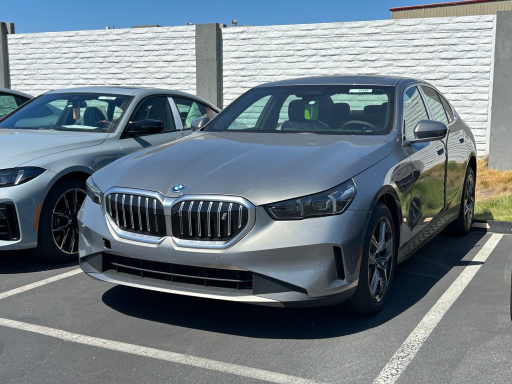 Thumbnail: 2026 BMW i5 - 2