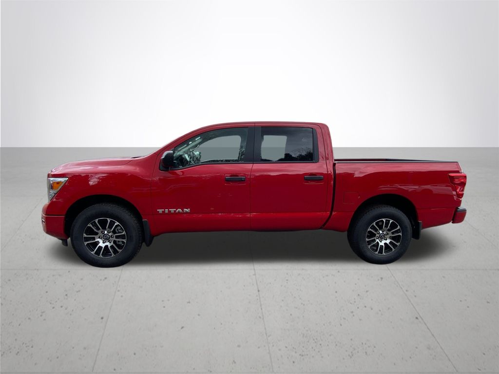 2024 Nissan Titan SV