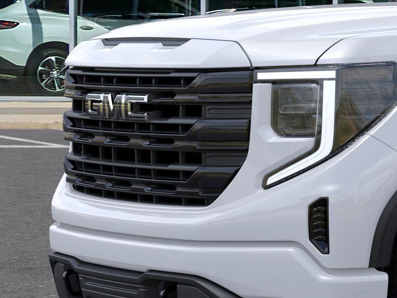 2025 GMC Sierra 1500 Elevation 13