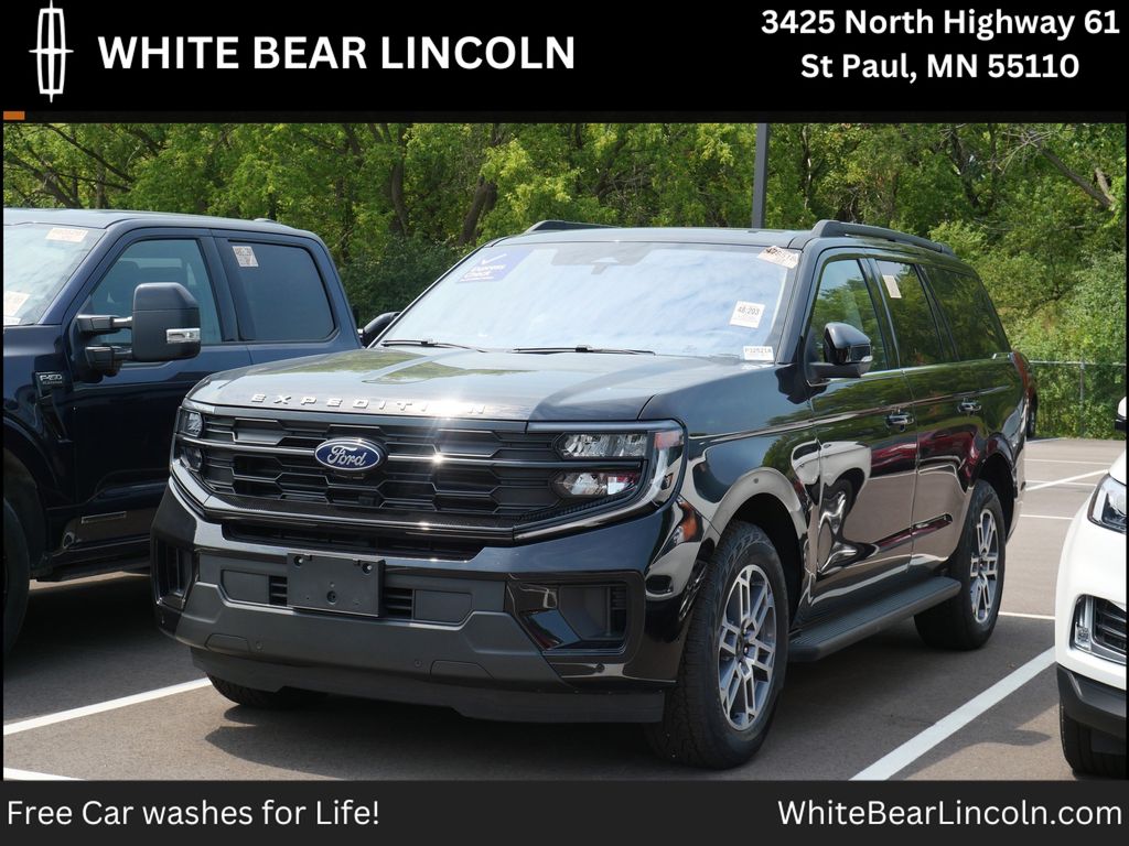 Black Metallic 2025 Ford Expedition SUV / Crossover Four-Wheel Drive Automatic