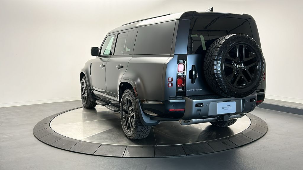 Thumbnail: 2024 Land Rover Defender - 3