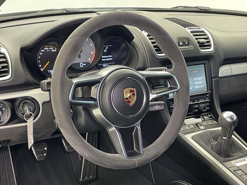 2016 Porsche Cayman GT4 - 3