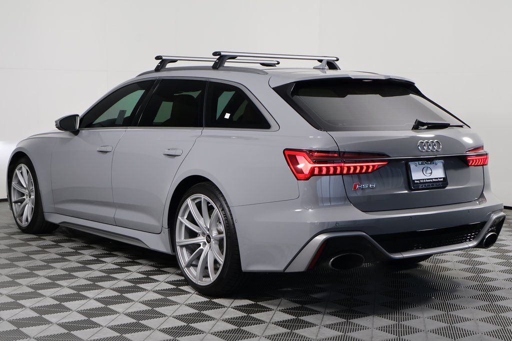 Thumbnail: 2024 Audi RS 6 - 6