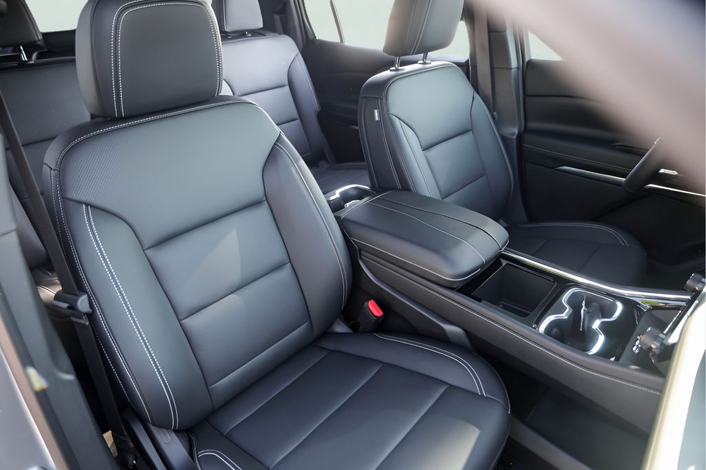 Used Car 2025 Chevrolet Traverse  Lt For Sale Under $50,000 In Austin, Texas
