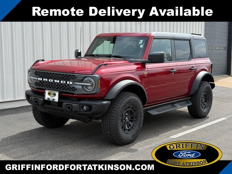 Ruby Red Met Tinted CC 2026 Ford Bronco SUV / Crossover Four-Wheel Drive Automatic