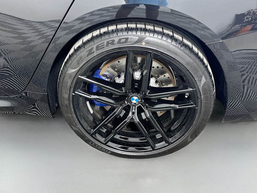 2025 BMW M8 Competition 23
