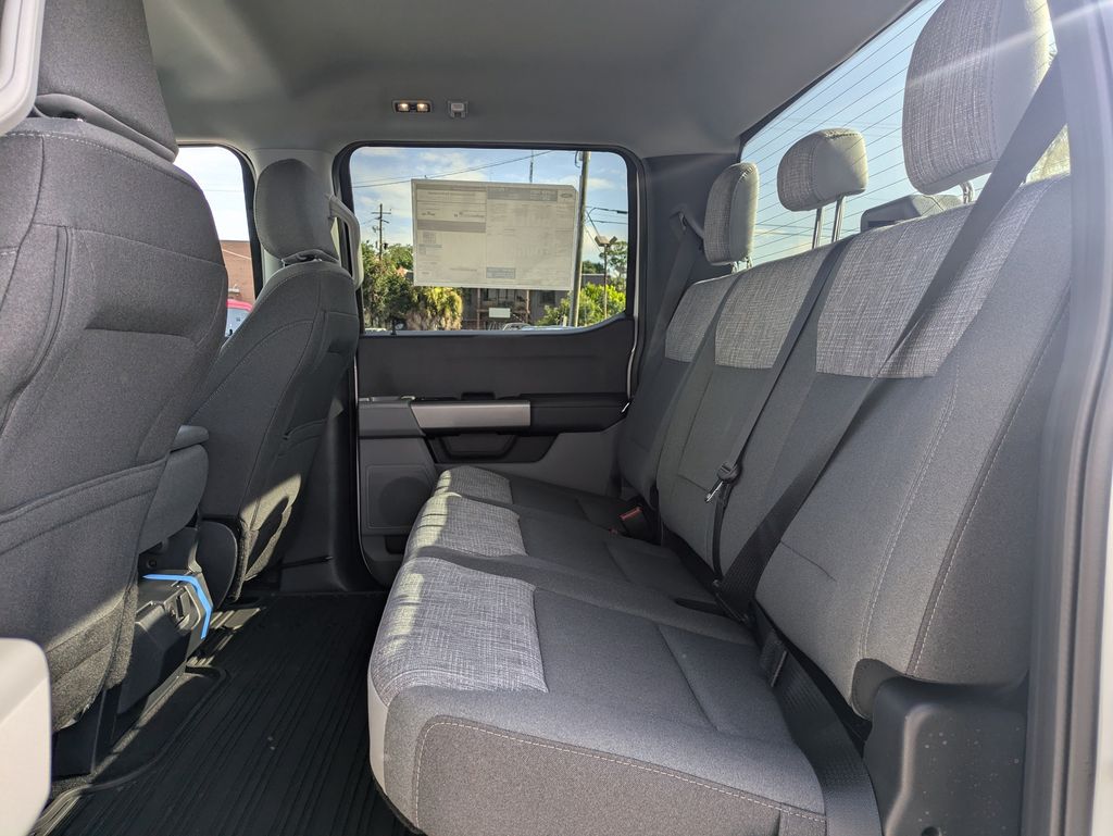 2026 Ford F-350 Super Duty XLT