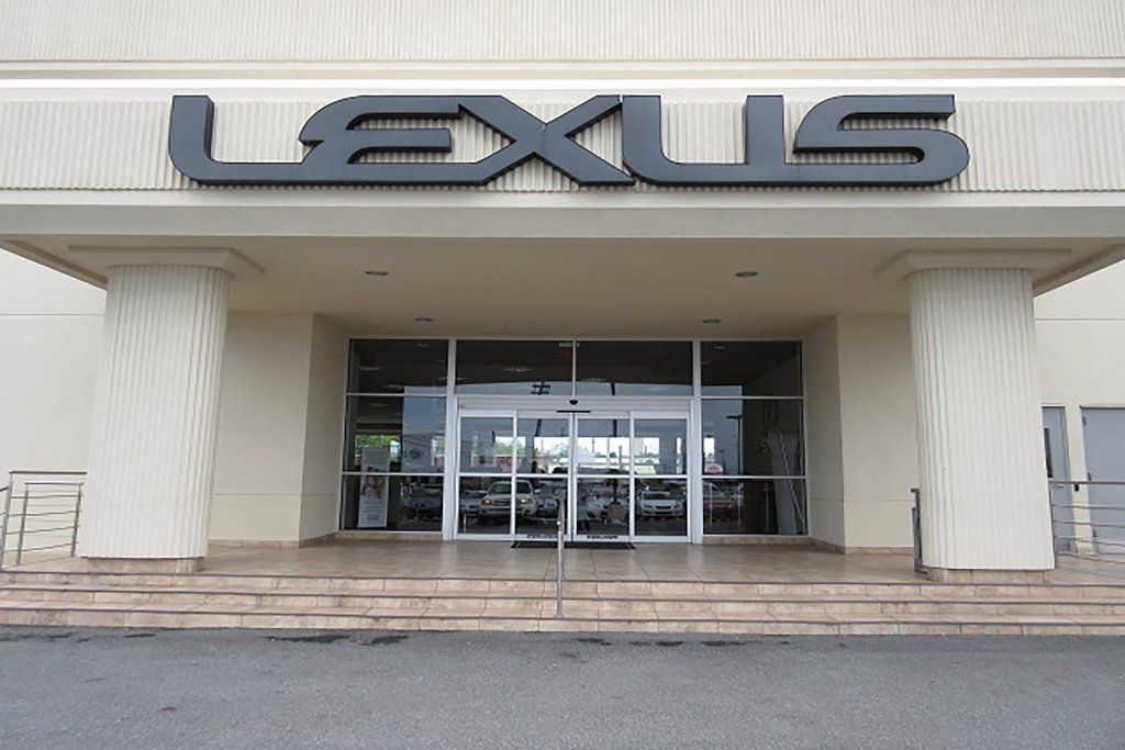 Thumbnail: 2025 Lexus ES - 31