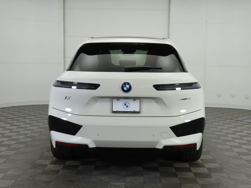 2025 BMW iX xDrive50 6