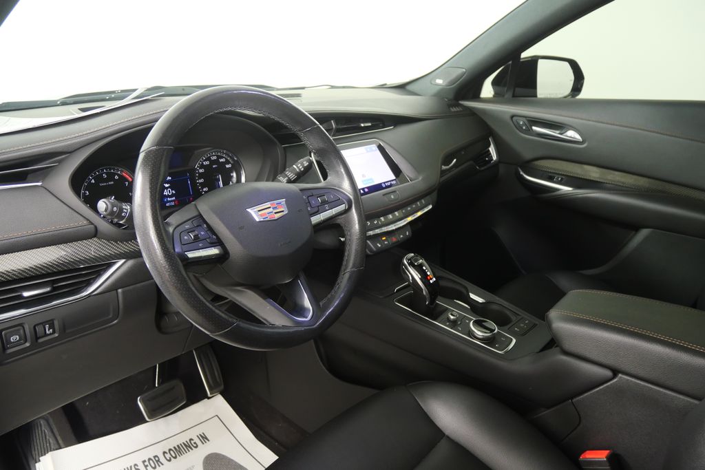 Thumbnail: 2020 Cadillac XT4 - 12