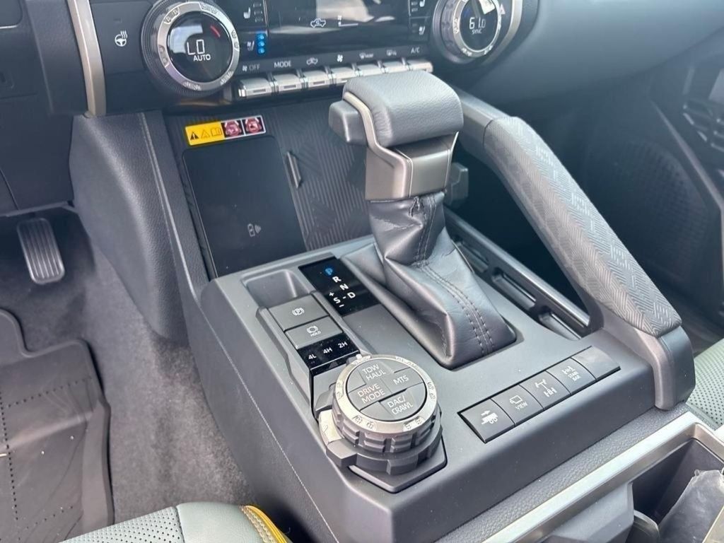 2025 Toyota Tacoma Trailhunter - Photo 16
