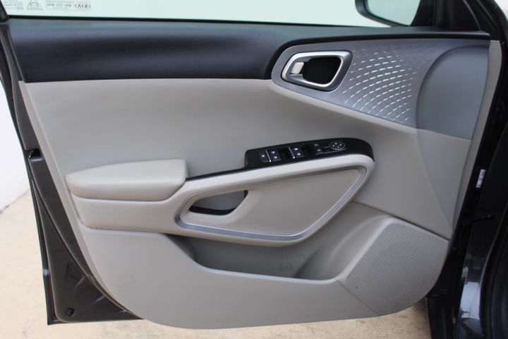 Used Car 2022 Kia Soul  Lx For Sale Under $20,000 In Georgetown, Texas