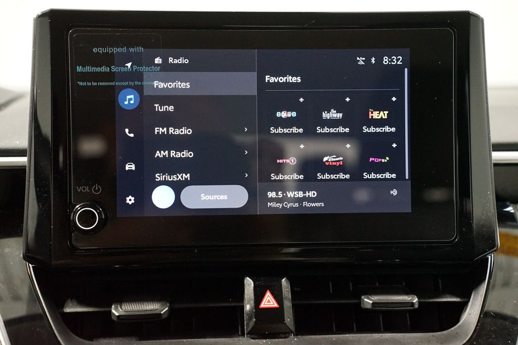 Thumbnail: 2025 Toyota Corolla - 18