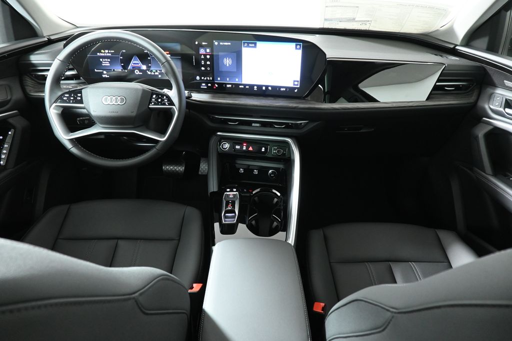 Thumbnail: 2025 Audi Q5 - 4