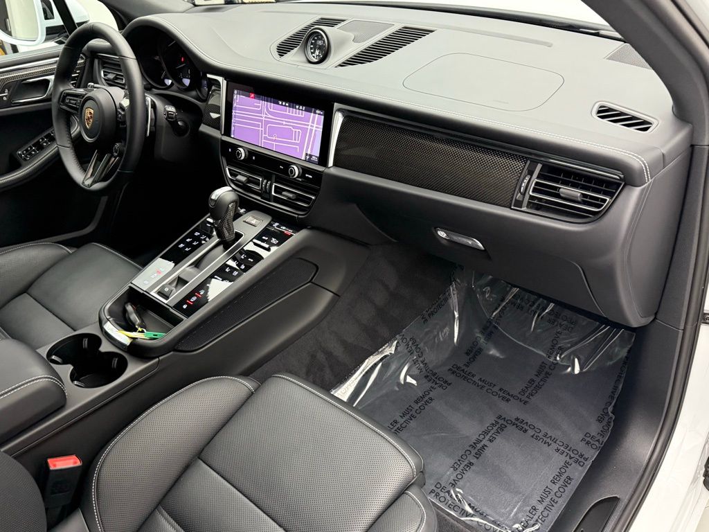 2024 Porsche Macan GTS 29