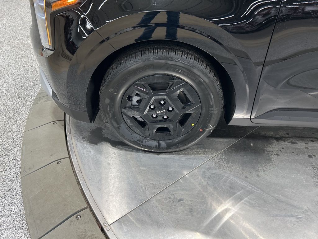 new 2026 Kia Carnival car, priced at $41,665