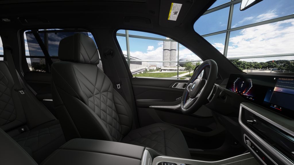 2026 BMW X5 M60i 9