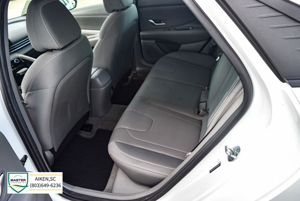 Used 2022 Hyundai Elantra Sedan