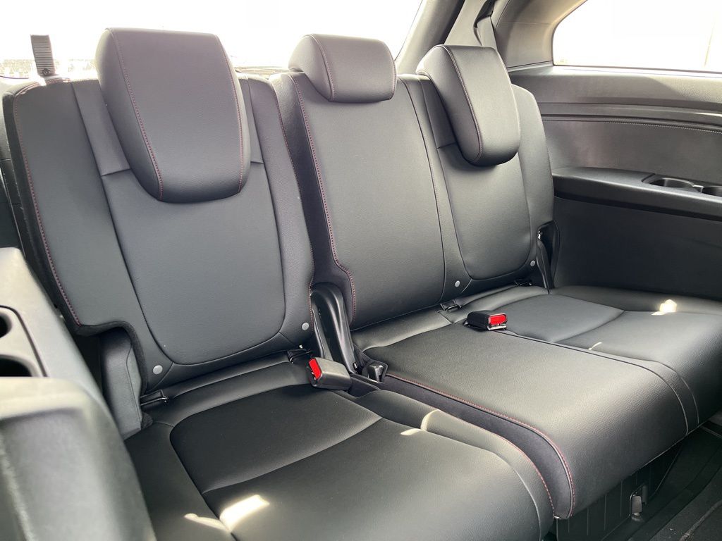 Thumbnail: 2026 Honda Odyssey - 30