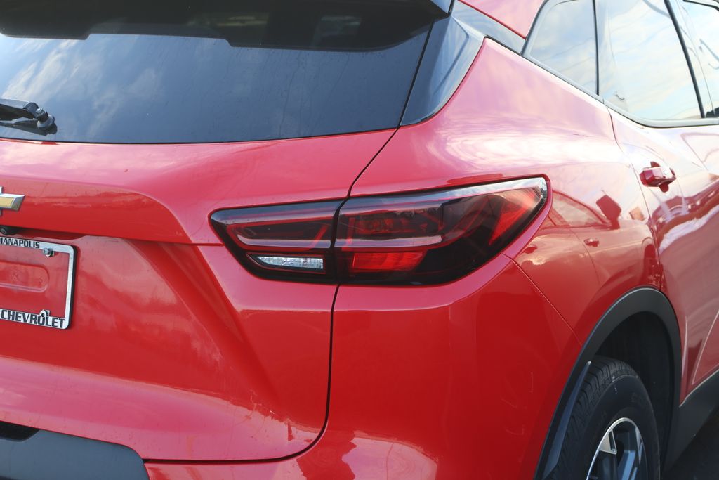 Thumbnail: 2023 Chevrolet Blazer - 8