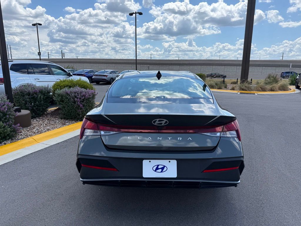 Thumbnail: 2024 Hyundai Elantra - 2
