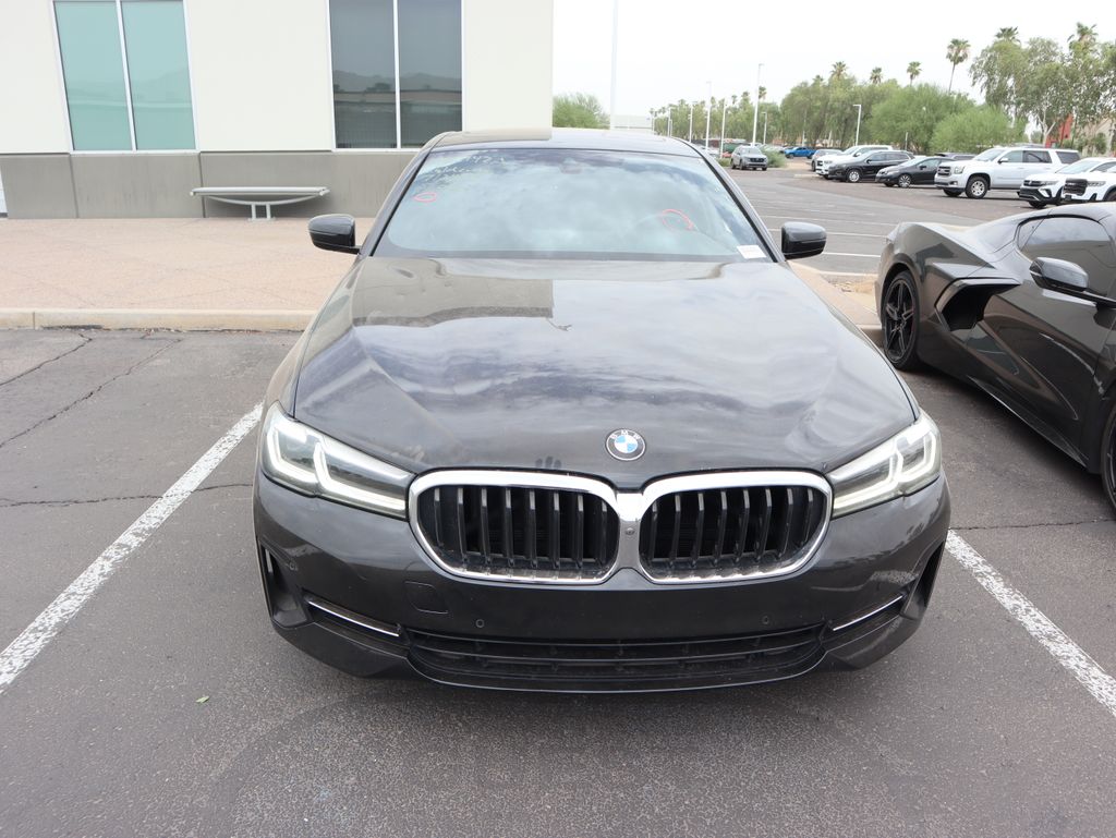 Thumbnail: 2021 BMW 5 Series - 3