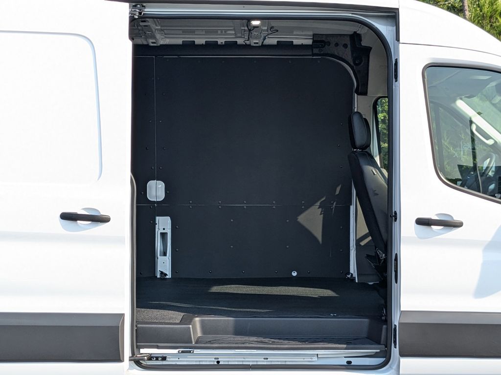 2025 Ford Transit 250