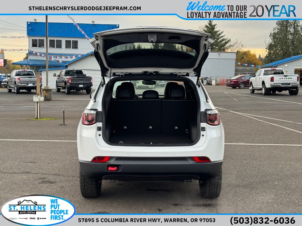 2026 Jeep Compass Trailhawk - Photo 7