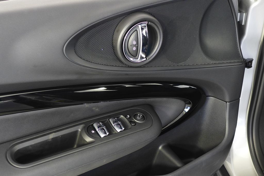 Thumbnail: 2024 MINI Cooper Clubman - 12