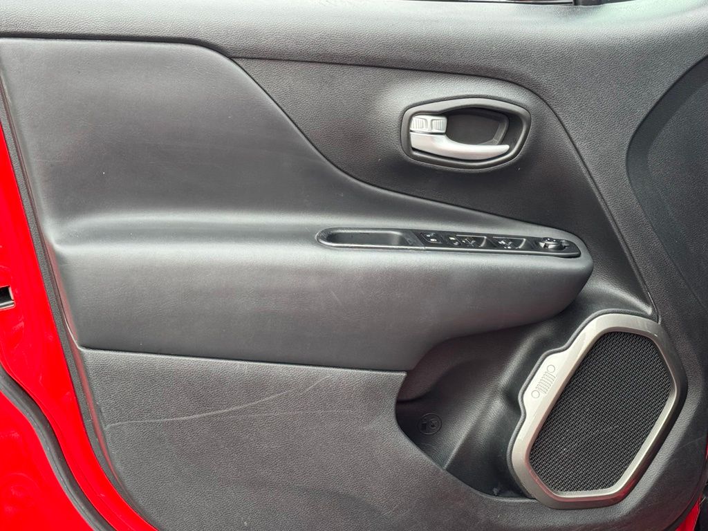 Used 2023 Jeep Renegade SUV