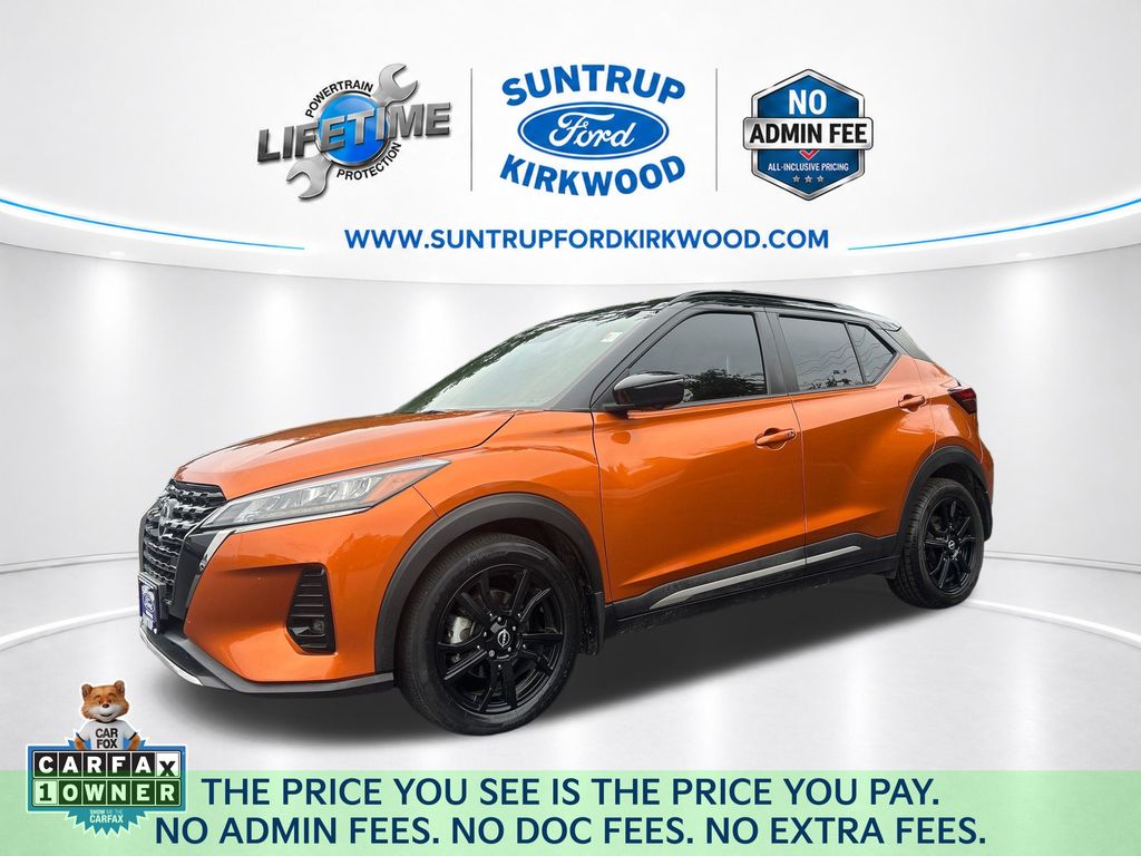 Monarch Orange Metallic/Super Black 2023 Nissan Kicks SUV / Crossover Front-Wheel Drive Continuously Variable Transmission