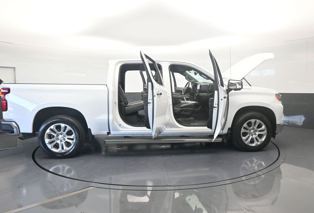 Used 2023 Summit White Chevrolet LTZ image 94