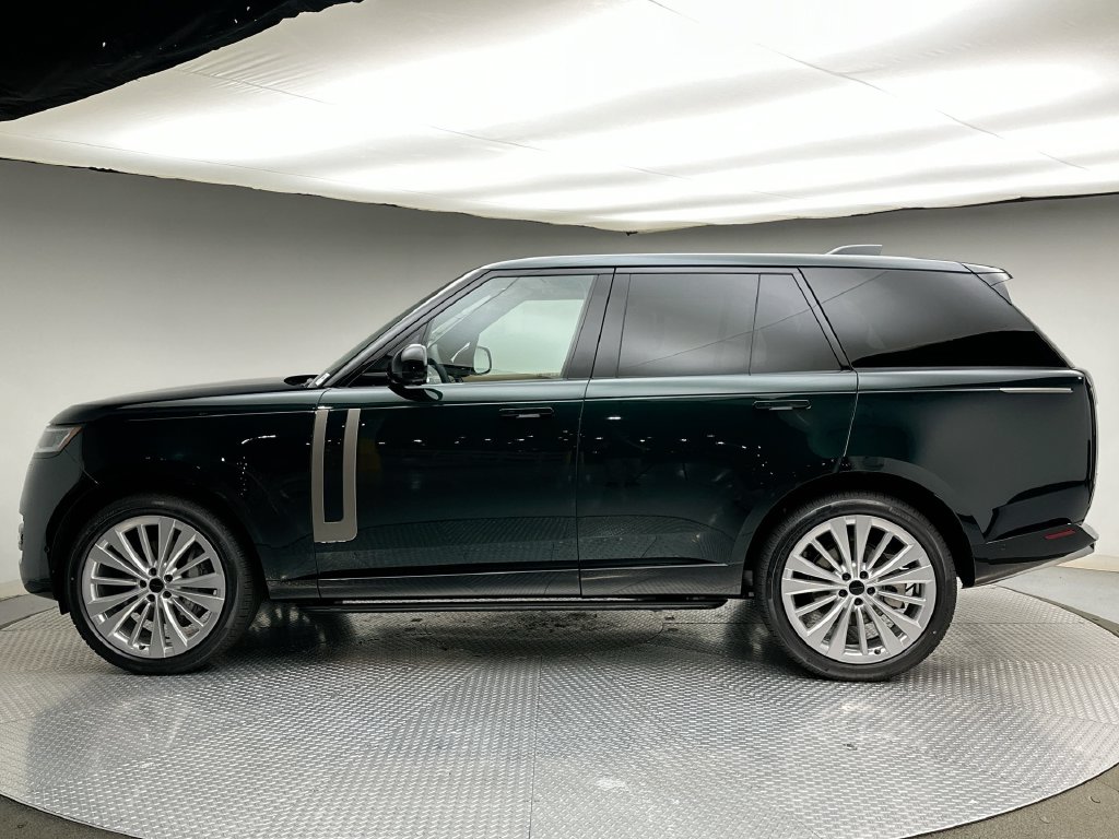 Thumbnail: 2026 Land Rover Range Rover - 2