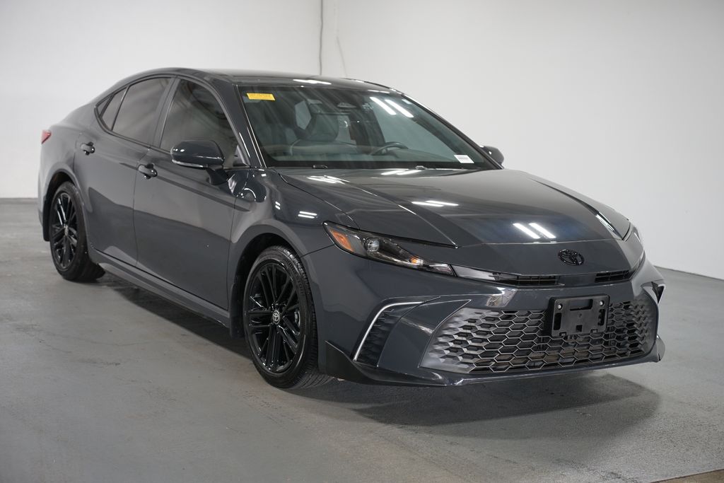 Thumbnail: 2025 Toyota Camry - 3