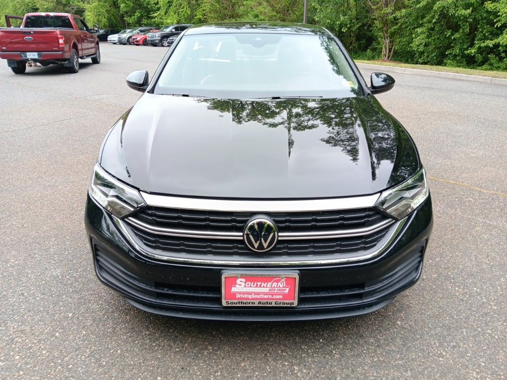 2024 Volkswagen Jetta 1.5T SE 8