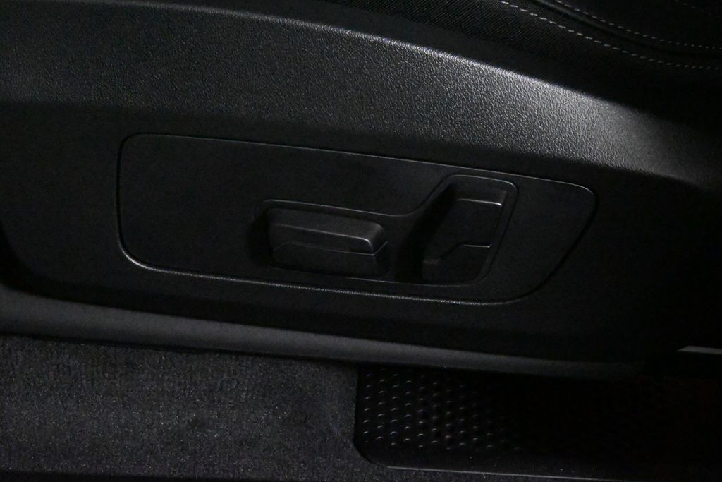 Thumbnail: 2025 BMW X1 - 28