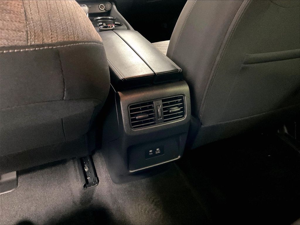 2023 Nissan Rogue — photo 27
