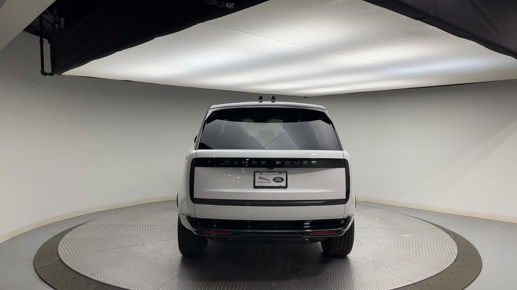 Thumbnail: 2024 Land Rover Range Rover - 7