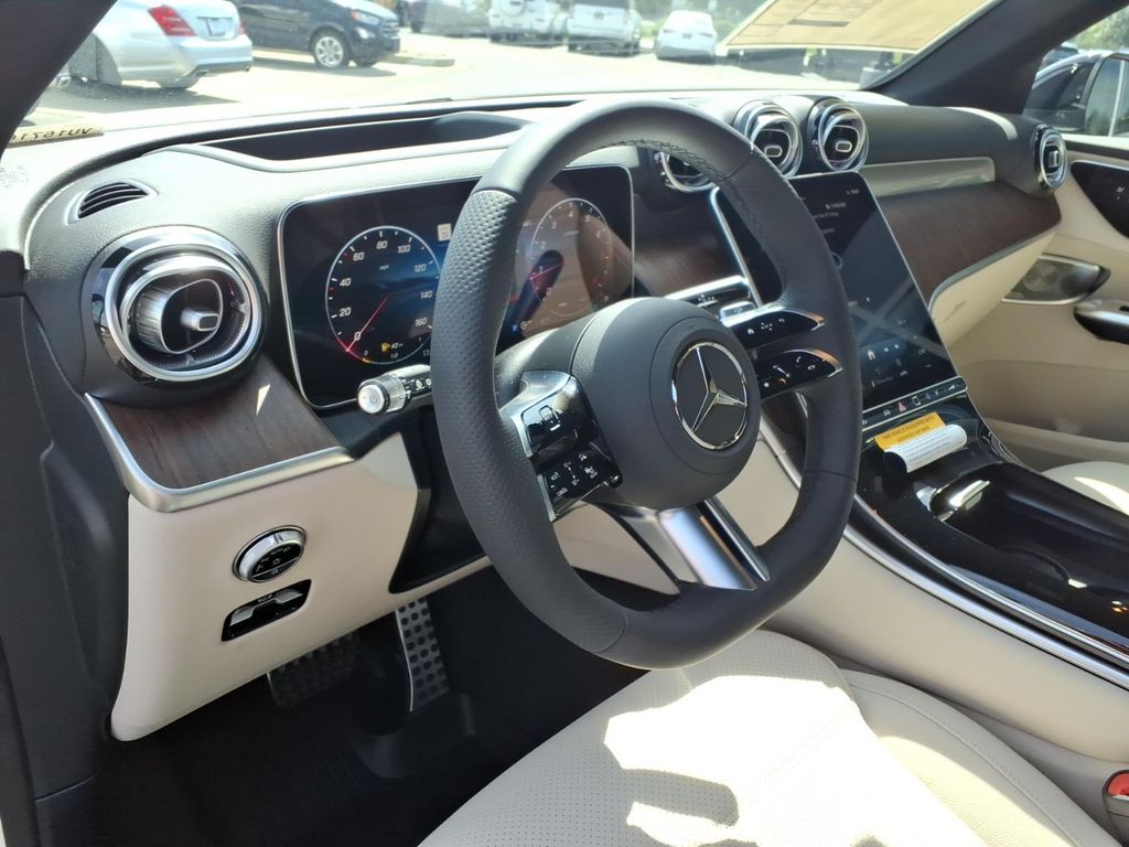 New 2027 Polar White Mercedes-Benz GLC 300 image 16