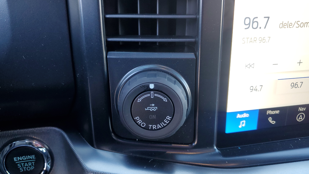 New 2026 Gray Ford Platinum image 25