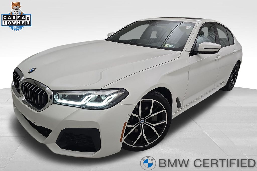 2022 BMW 5 Series 530i's photo