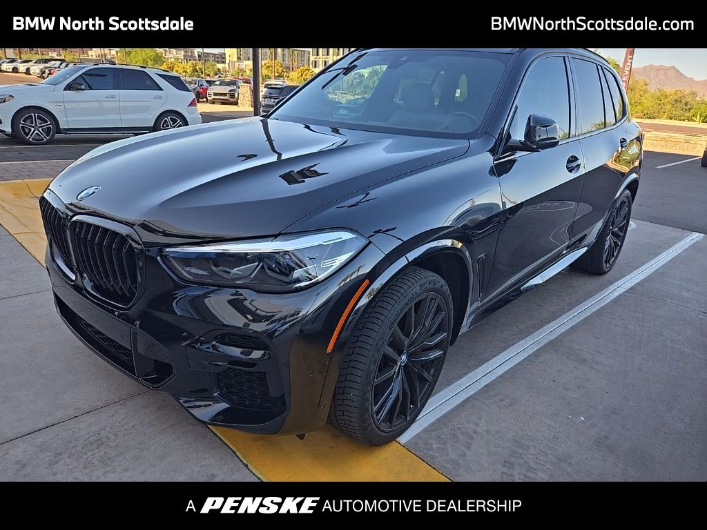 2023 BMW X5 sDrive40i Hero Image