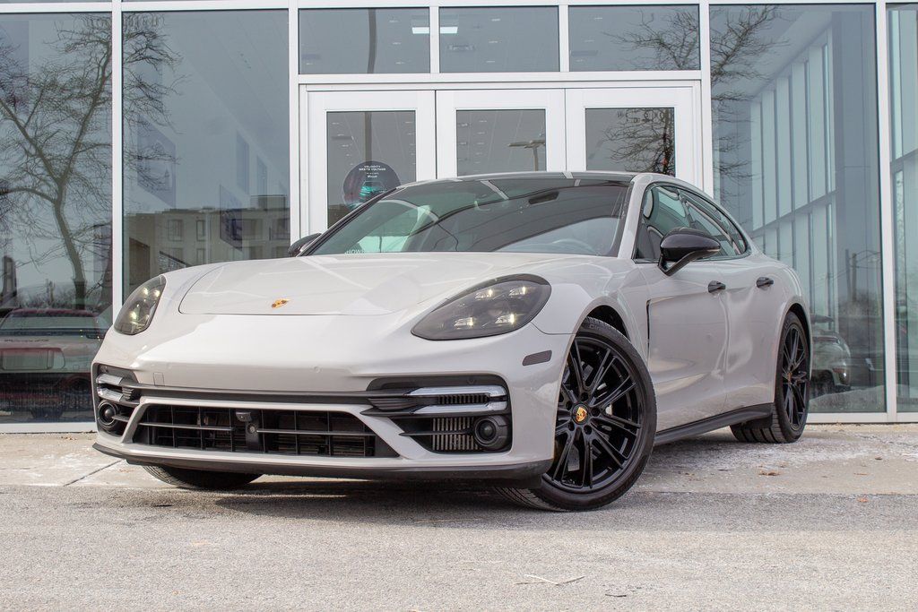 2022 Porsche Panamera Turbo S AWD
