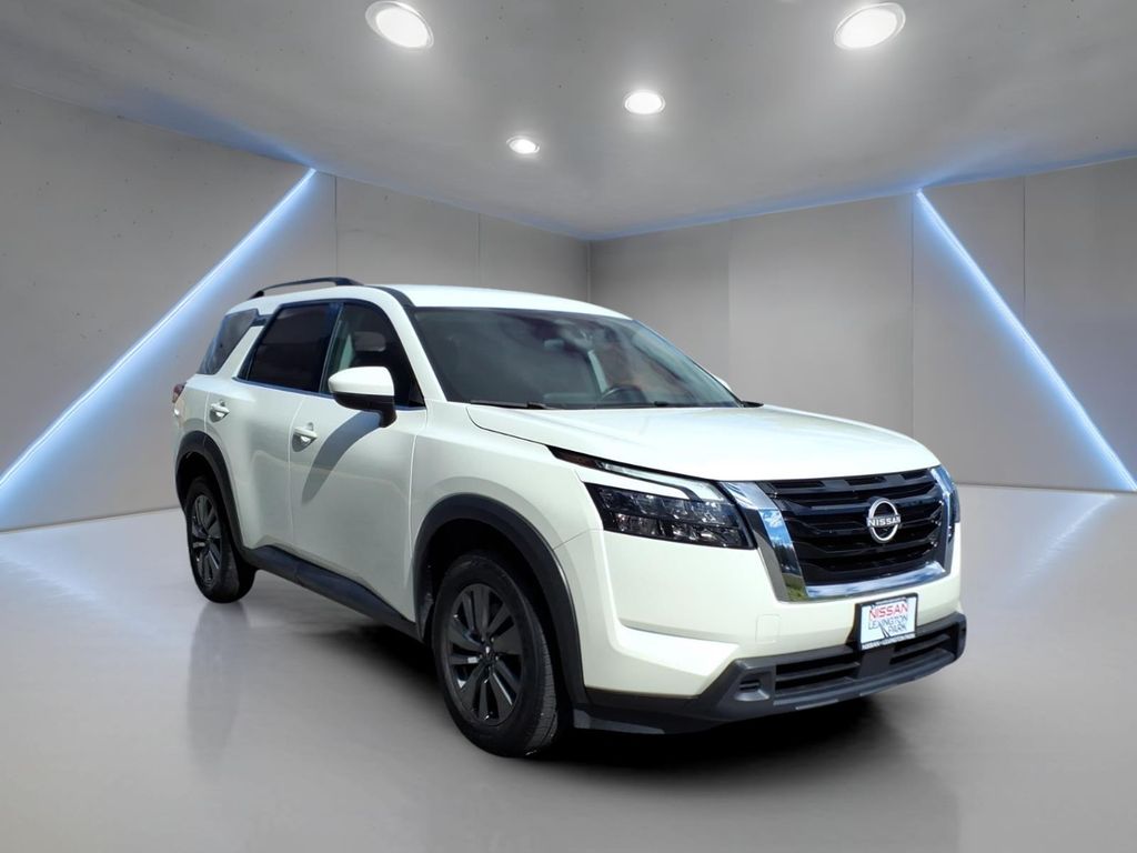 2024 Nissan Pathfinder SV 4WD