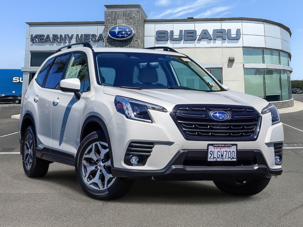 2024 Subaru Forester Premium Crossover AWD